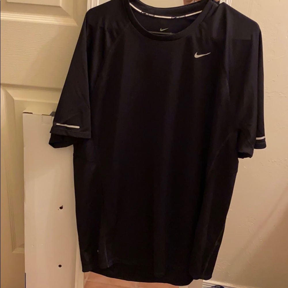 Men’s Nike T-shirt